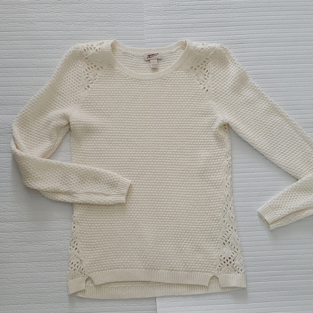 Arizona lace sweater